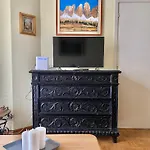 Pino A Centro Con Box *