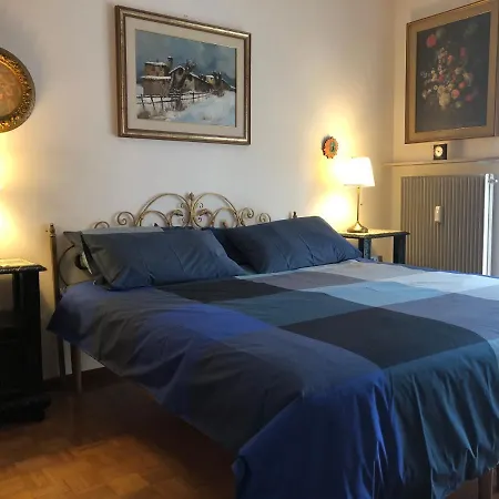 Casa de Férias Pino A Centro Con Box Merano