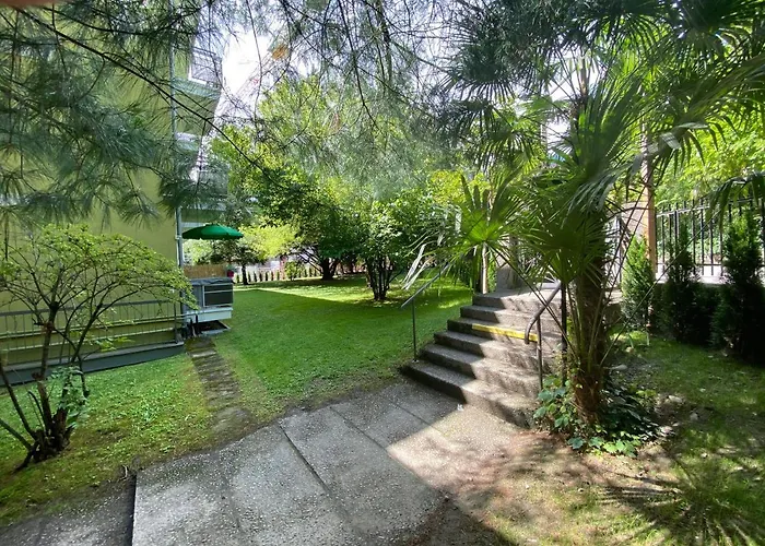 Pino 4 Persone Centro Nel Con Box Auto E Wifi